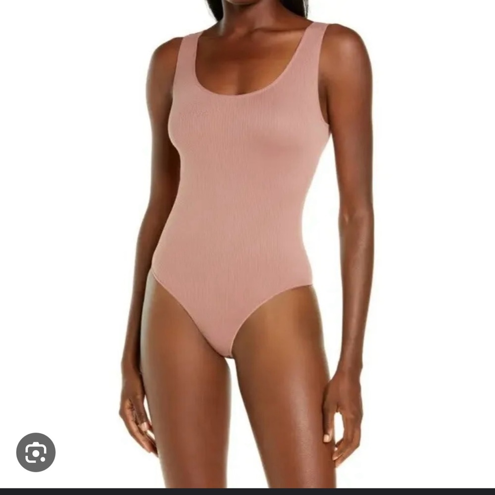 **SKIMS** Rose Clay ribbed body suit **NWT**SMALL